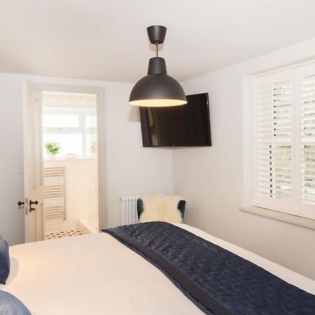 The Burrow By Harrogate Serviced Apartments Bagian luar foto