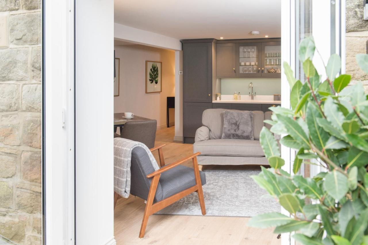 The Burrow By Harrogate Serviced Apartments Bagian luar foto