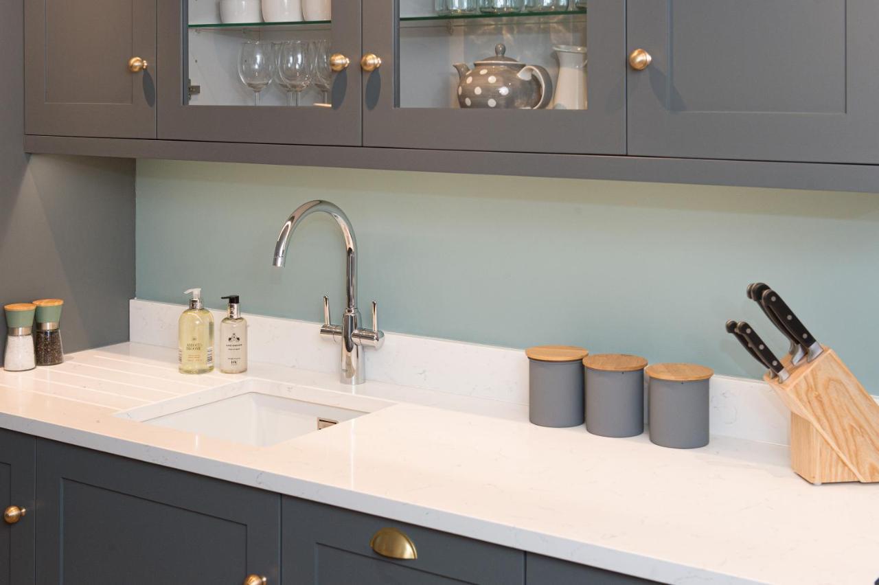 The Burrow By Harrogate Serviced Apartments Bagian luar foto